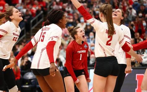 wisconsin volleyball tits|wi women's volleyball news.